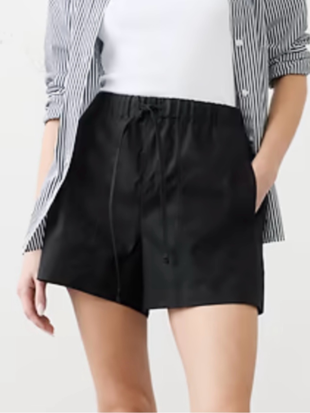 🆕- Banana Republic- Black High Waist Drawstring Cotton Short. Size: Large